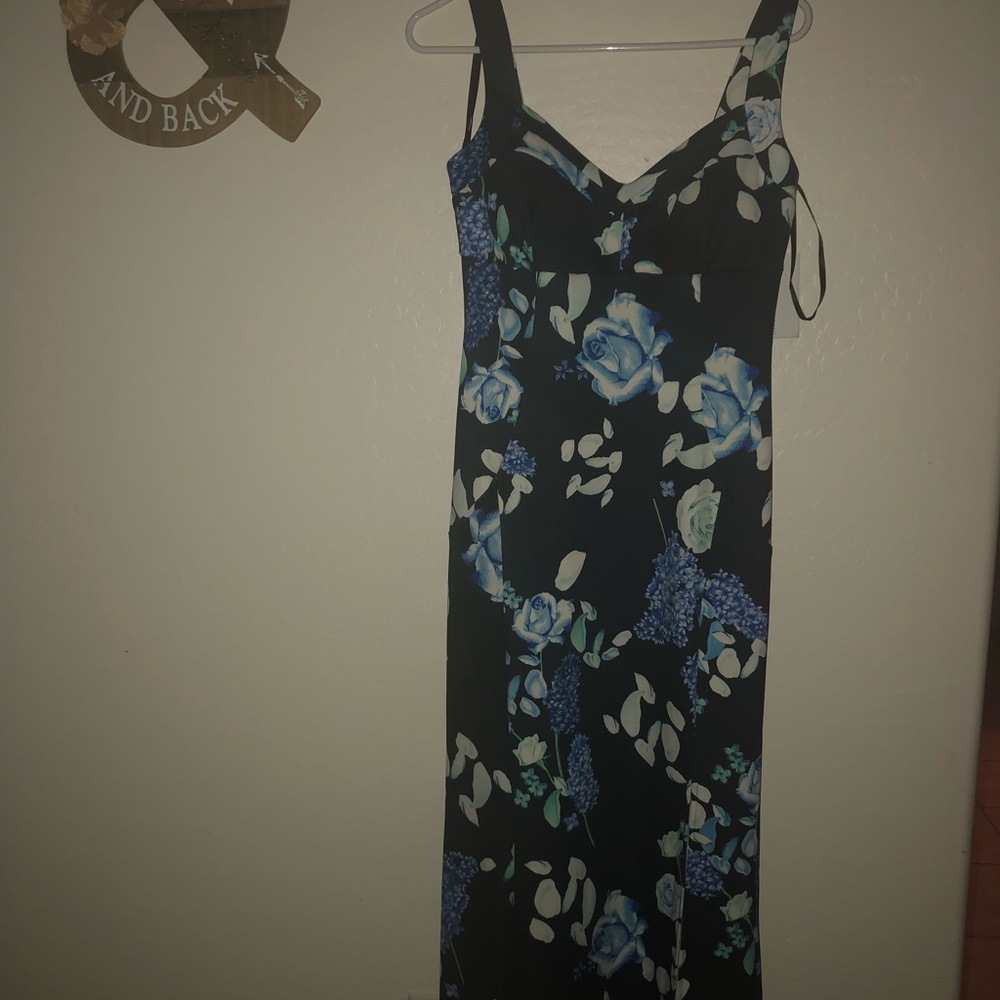 Long dress with tags